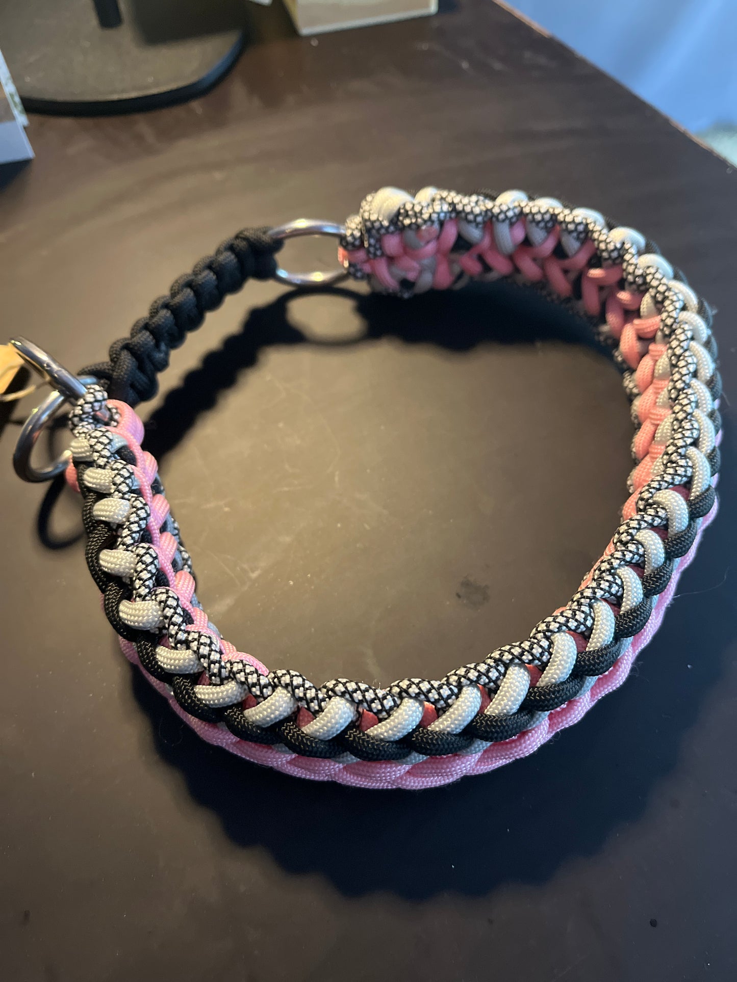Paracord-Halsband „Pink“