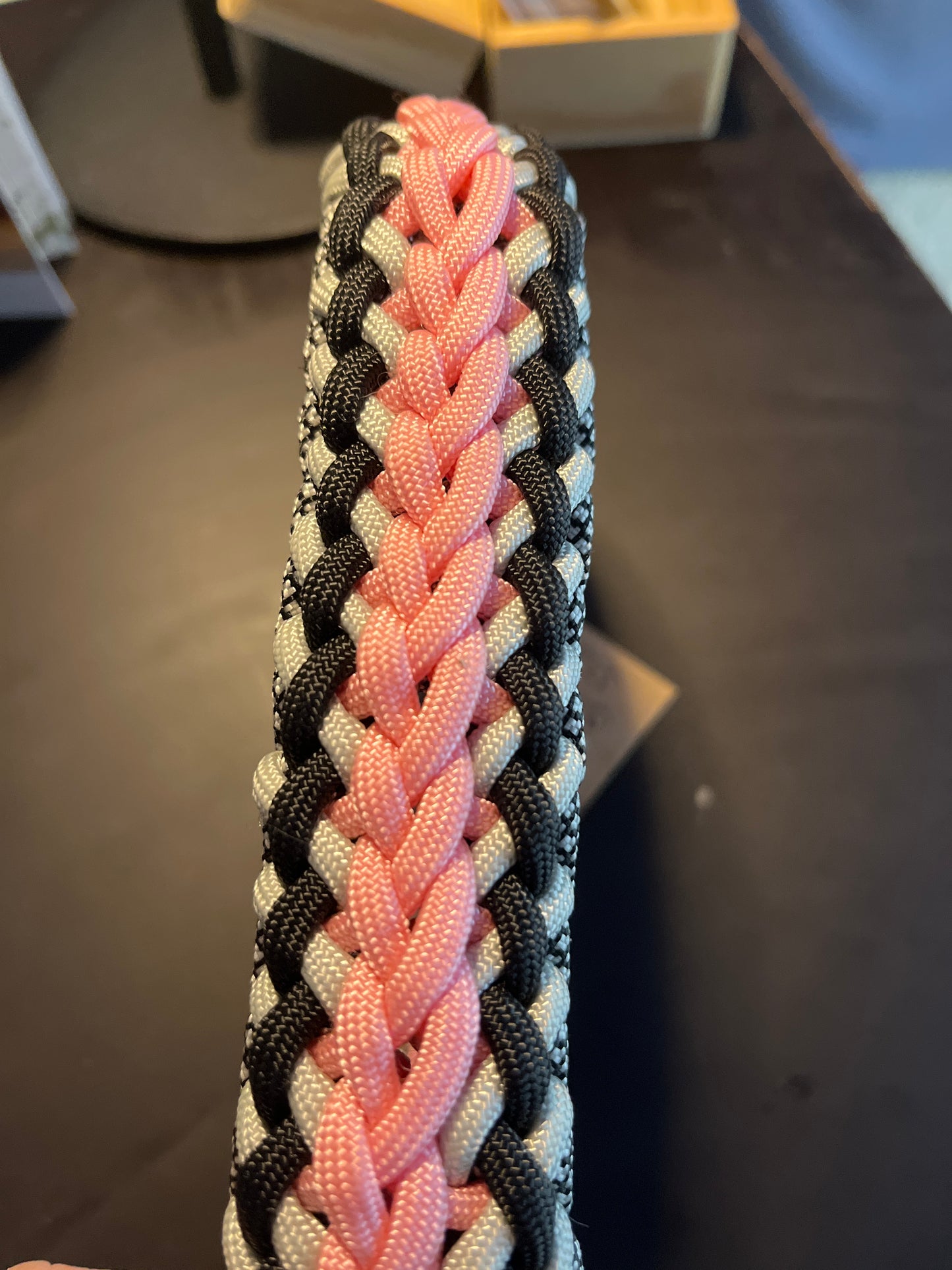 Paracord-Halsband „Pink“